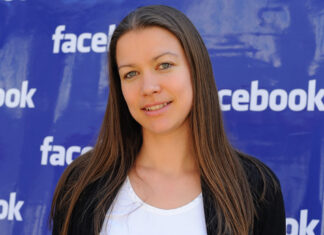 Ангела Цэ: Русские больше пишут