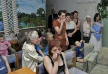 Украинские беженцы возвращаются в ПВР в Ростовской области