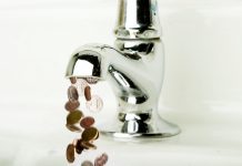 К Новому году Ростов может остаться без воды и отопления