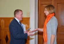 Сергей Горбань встретился с ростовскими гандболистками