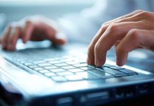 Жителя Ростовской области обвиняют в совершении развратных действий в отношении 13-летней девочки