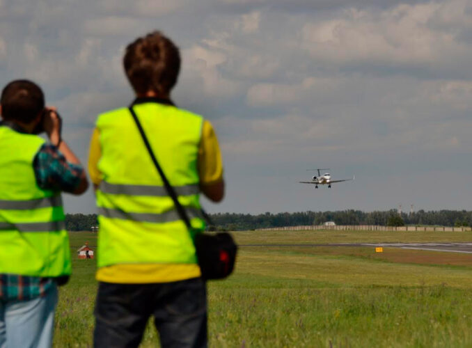 Споттеры на летном поле