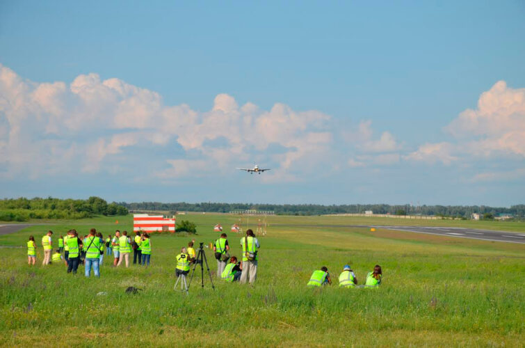 Споттеры на летном поле