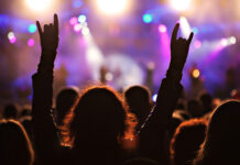 Хаски, чтение русской поэзии и спектакль «Как Зоя гусей кормила»: афиша