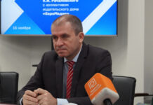 Суд продлил на 72 часа арест Константина Рачаловского