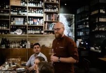 Ресторатор из Ростова стал лучшим сомелье России ://www.glamour.ru