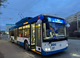 Активисты Ростова второй месяц собирают подписи на сохранение троллейбусов