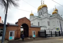 В Ростове обновят один из входов на Центральный рынок 1Rnd