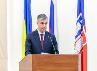 Экс-мэра Ростова Логвиненко подозревают в превышении полномочий