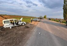 В Ростовской области пострадали три человека в массовом ДТП