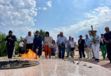 В Ростове почтили память погибших в Змиевской балке