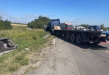 Двое несовершеннолетних пострадали в аварии с грузовиком на М-4 «Дон»