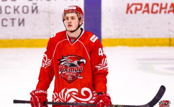 Ростовские хоккеисты потерпели разгромное поражение от гостей из Саратова в матче ВХЛ