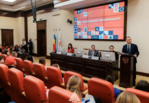 ЮФУ провел Всероссийский форум органов студенческого самоуправления «Южный формат» ЮФУ провел Всероссийский форум органов студенческого самоуправления «Южный формат» //Фото пресс-службы ЮФУ