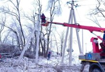 В Ростовской области возможны аварии на линиях электропередач из-за снега Россети юг восстановили энергоснабжение в Ростовской области //Фото Россети Юг