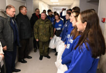 Перед Новым годом Александр Ищенко и Владимир Ревенко передали оборудование Окружному военному госпиталю