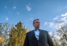 ЛДПР потребовала разморозить деньги пострадавших от Киви-банка граждан Леонид Слуцкий, руководитель партии ЛДПР //Фото пресс-службы ЛДПР