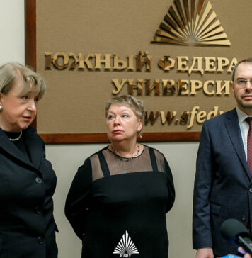 Ростовские вузы вошли в мировой рейтинг Times Higher Education В Южном федеральном университете 15 февраля прошел круглый стол «О развитии гуманитарного знания в регионах Новороссии» //Фото пресс-службы ЮФУ