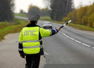 Бывших сотрудников ДПС в Ростове обвиняют во взяточничестве