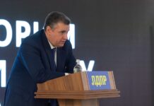 Лидер ЛДПР Леонид Слуцкий завалил Госдуму социальными законопроектами Леонид Слуцкий //Фото ЛДПР