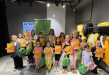 В Ростове состоялся детский показ одежды при поддержке банка «Центр-инвест» и бренда «DNK.KIDS»