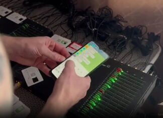 В секс-файлах Эпштейна всплыло имя юной ростовчанки В Ростове задержали создавшего колл-центр для мошенников прямо в квартире // фото: телеграм-канал Ирины Волк