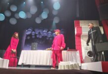 В Ростовском Молодежном театре поставили «Тот самый Мюнхгаузен»