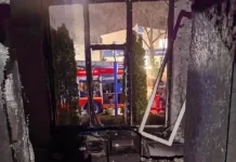 В Ростове произошел пожар в клинико-диагностическом центре пожар в клинико-диагностическом центре // фото: ГУ МЧС по Ростовской области