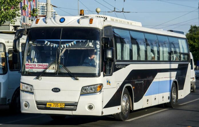 автобус №605 "Ростов - Горняцкий" // фото: storeiting.ru