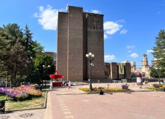 Капитальный ремонт Донской государственной публичной библиотеки отложили из-за доработки проекта Публичка // фото: Городской репортер