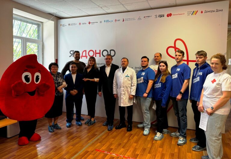 В Ростове провели донорскую акцию в поддержку детского хирургического центра //Фото пресс-службы РРО партии «Единая Россия»
