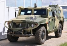 В Ростове заметили скопление военной техники на левом берегу бронеавтомобиль "Тигр-М" // фото: Википедия, Авторство: Vitaly V. Kuzmin. http://www.vitalykuzmin.net/Military/Engineering-Technologies-2012/, CC BY-SA 4.0, https://commons.wikimedia.org/w/index.php?curid=56829851