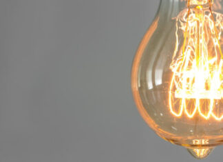 В Таганроге полностью восстановили электроснабжение электроэнергия // фото: Изображение от jannoon028 на Freepik