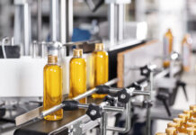 В Азовском районе построили завод по производству льняного масла