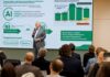Василий Высоков презентовал адаптивную модель искусственного интеллекта «Социально ответственный банкинг» // фото:.centrinvest.ru, пресс-служба банка "Центр-инвест"