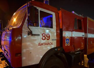 В Ростовской области оценили ущерб после ночной атаки дронов МЧС Батайск // фото: Telegram-канал Юрия Слюсаря