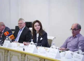 Председатель Гордумы Ростова-на-Дону обсудила с главредами медиа новые форматы сотрудничества Председатель Гордумы Ростова Лидия Новосельцева на встрече с главредами ростовских медиа //Фото пресс-служба Гордумы Ростова-на-Дону