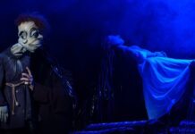 Ростовский театр кукол отмечает 90-летний юбилей фрагмент спектакля на сцене Ростовского театра кукол // фото: donland.ru