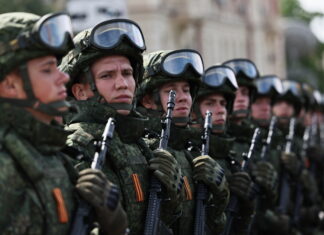 В Ростовской области начался набор добровольцев для защиты критических объектов Строй российских солдат //Фото пресс-службы Министерства обороны России