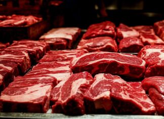 Производитель мяса из Ростовской области выдал 119 килограмм говядины за свинину