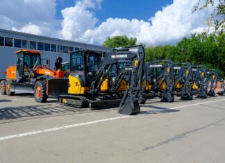 В Ростове откроется центр мини-экскаваторов для юга России центр мини-экскаваторов // фото: пресс-служба Бизон ДСТ