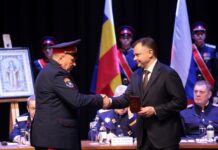 Луганский казачий округ вошел в состав Всевеликого войска Донского Луганский казачий округ вошел в состав Всевеликого войска Донского //Фото пресс-службы Правительства Ростовской области