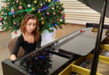 Юная пианистка из Таганрога выиграла на Международном конкурсе музыкантов Юная пианистка из Таганрога Виолетта Болучевская // Фото официальный портал правительства Ростовской области