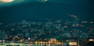 Ростовчане все чаще предпочитают отдыхать зимой в Крыму и Абхазии вместо Сочи Зимняя Ялта //Фото Правда.ру, Creative Commons