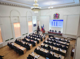 Гордума Ростова приняла профицитный бюджет на три года Заседание Ростовской городской Думы //Фото пресс-службы Гордумы