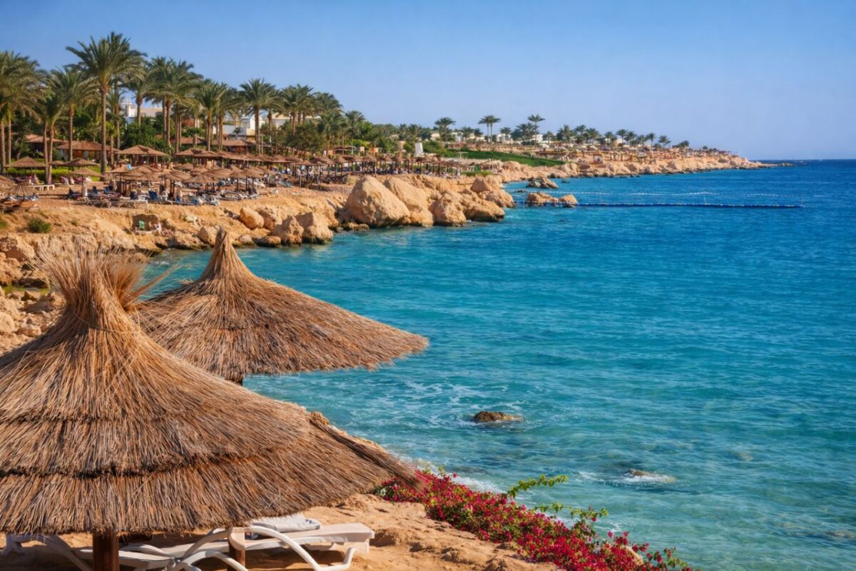 Пляжный курорт в Шарм-эль-Шейхе //Иллюстрация ChatGPT
