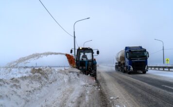 В Ростовской области на федеральных трассах израсходовали 2 тысячи тонн противогололедных материалов На федеральных трассах Ростовской области израсходовали рекордные 2 089 тонн противогололедных материалов //Фото ФКУ Упрдор Москва-Волгоград