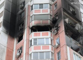 В пострадавшем от атаки БПЛА доме на Левенцовке до сих пор не начали ремонт