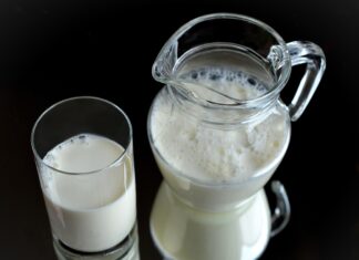 За год производство молока в Ростовской области снизилось на 13 %