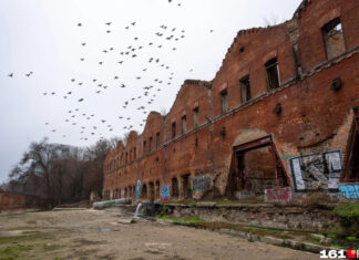 Снос дома Парамоновых перенесли из-за непогоды